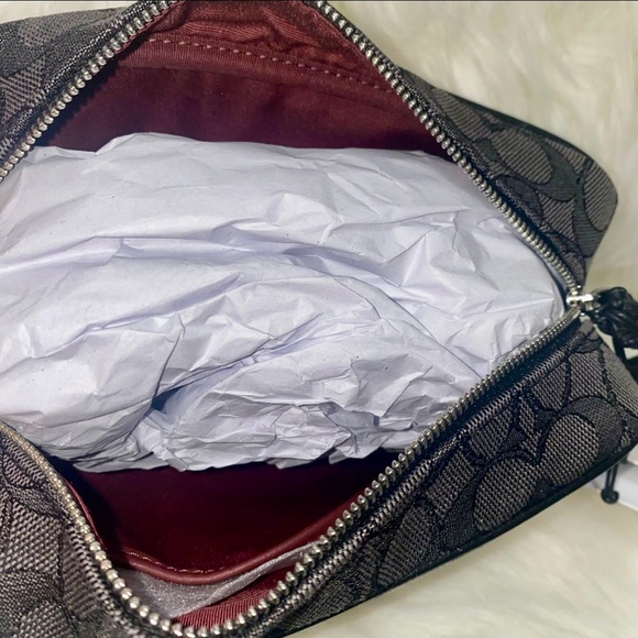 Coach Dempsey Boxy Cosmetic Case 20 In Signature Jacquard With Stripe And Coach - Picture 6 of 9